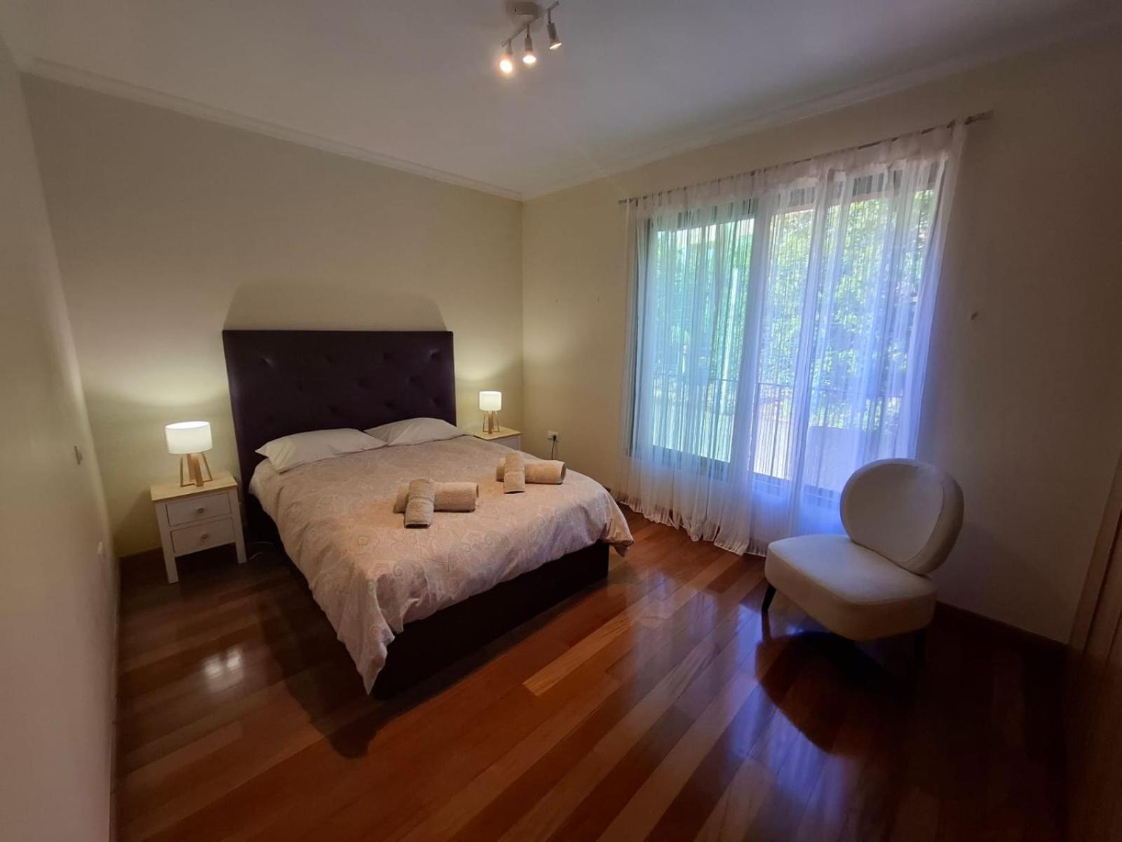 Cozy And Bright Apartment Machico  Bagian luar foto